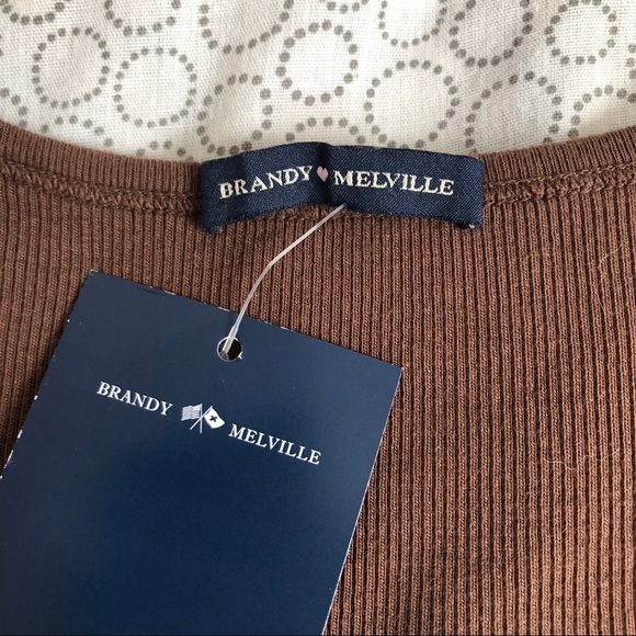 Brandy Melville Brown Zelly Top - Picture 2 of 4
